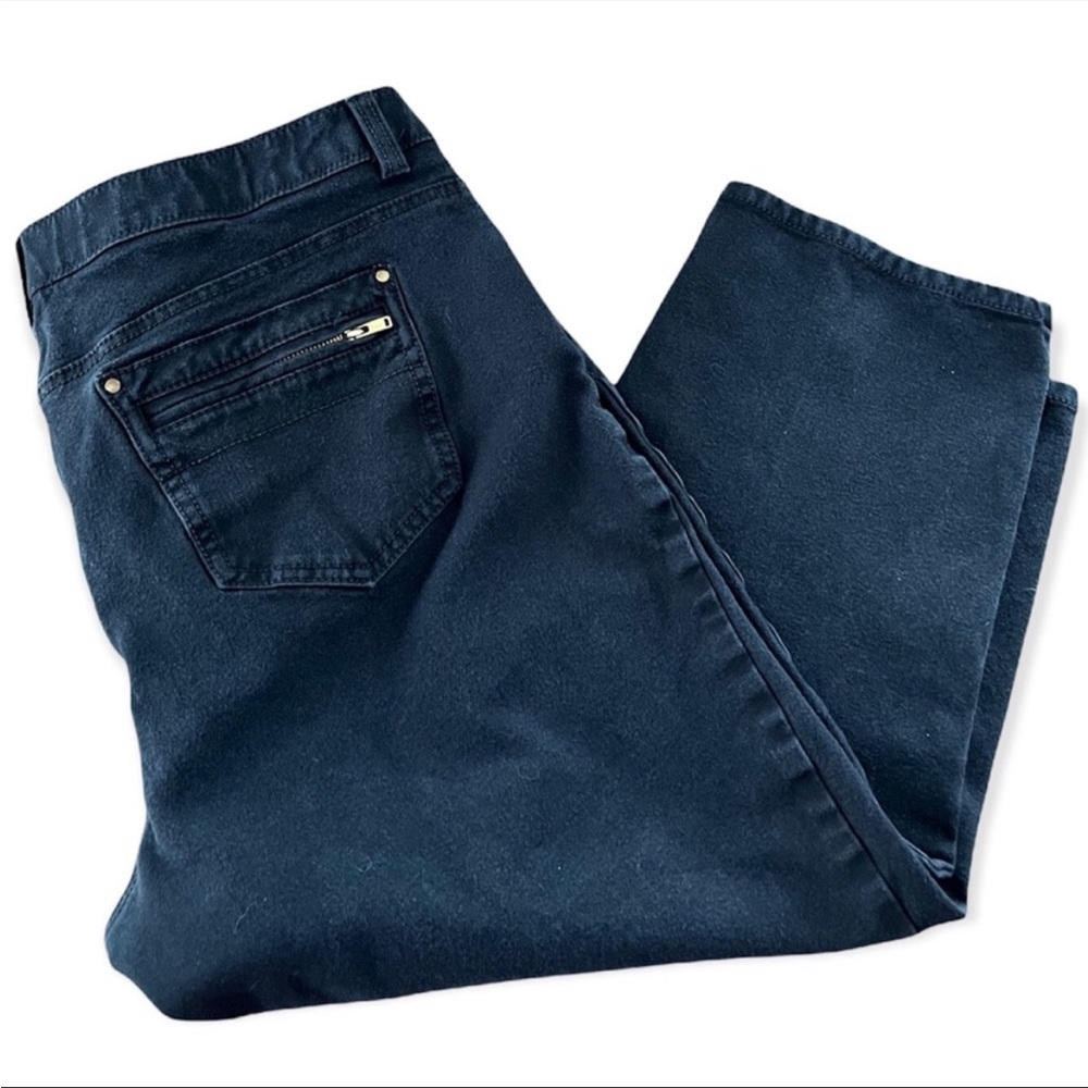 Chico’s Jeans So Slimming Zippered Ankle Black Denim Large